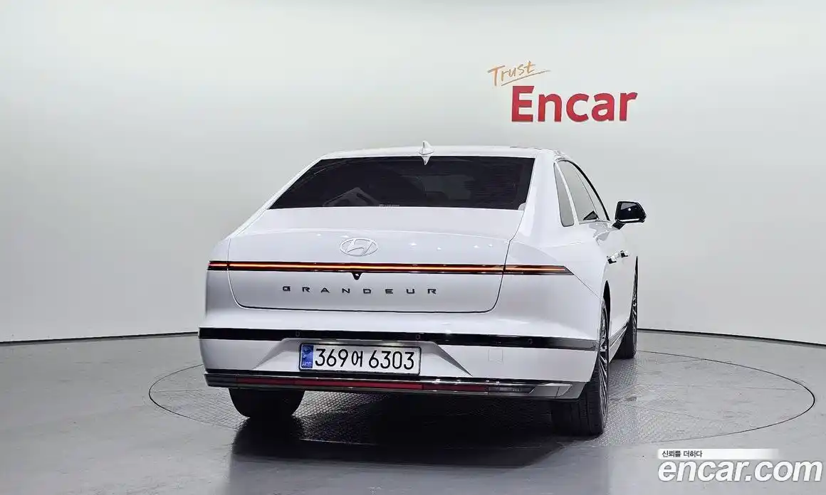 Hyundai Grandeur 2023 1.6 автомат (гидро), фото 4