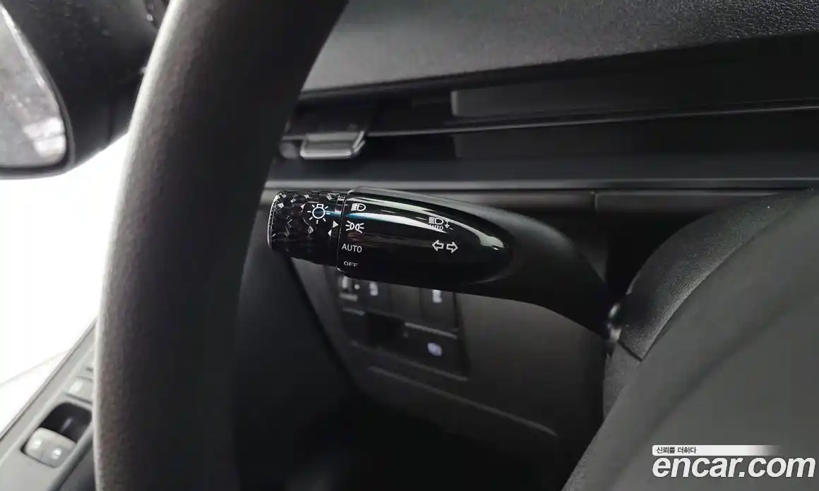 Hyundai Staria 2024 2.2 автомат (гидро), фото 19