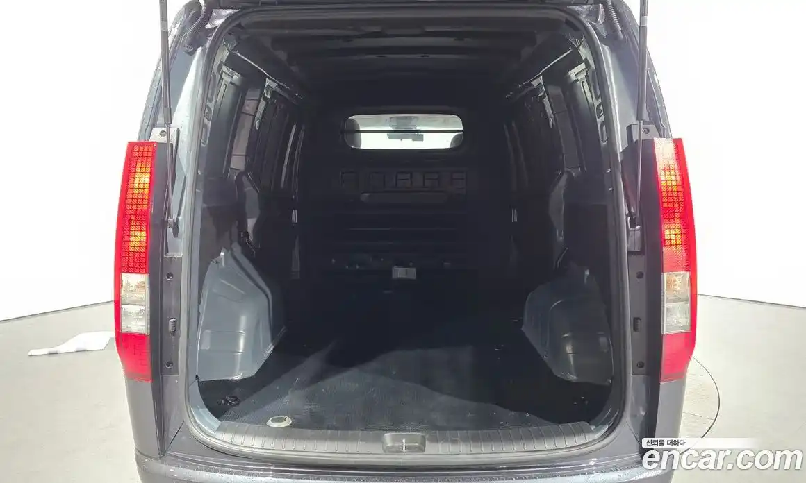 Hyundai Staria 2024 2.2 автомат (гидро), фото 20