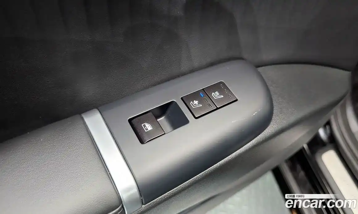 Hyundai Grandeur 2023 2.5 автомат (гидро), фото 29