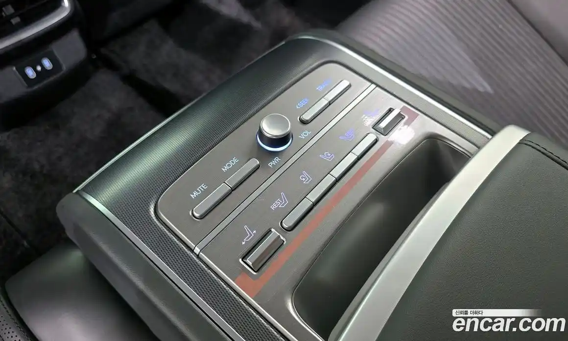 Hyundai Grandeur 2023 2.5 автомат (гидро), фото 35