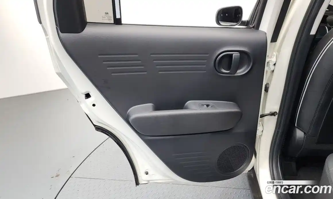 Hyundai Casper 2023 1.0 автомат (гидро), фото 15