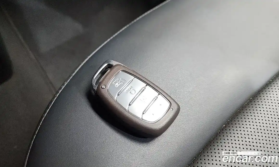 Hyundai Casper 2023 1.0 автомат (гидро), фото 21