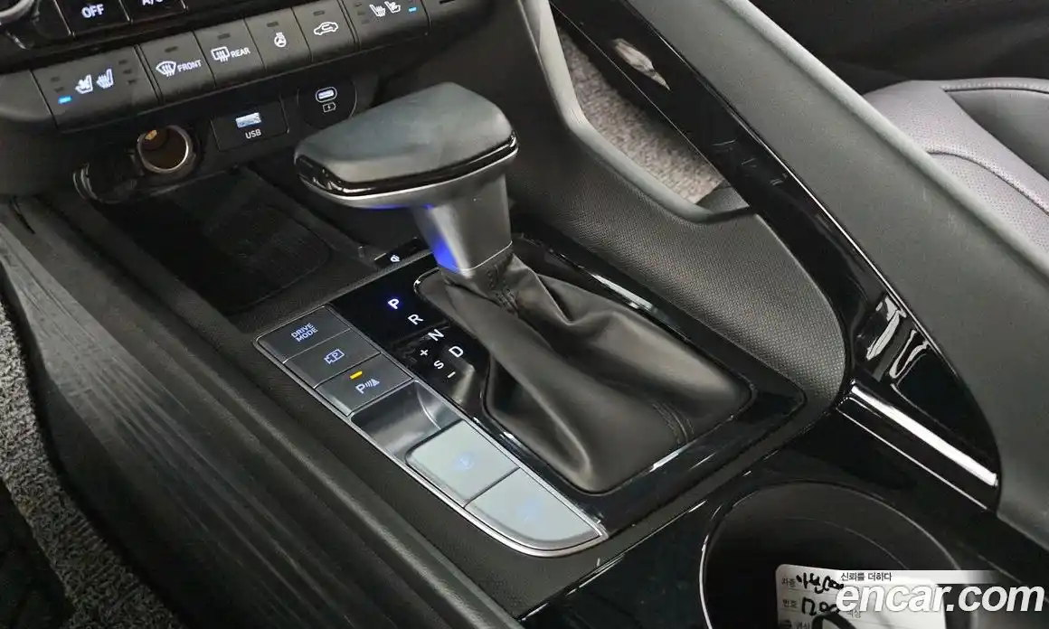 Hyundai Avante 2025 1.6 автомат (гидро), фото 12