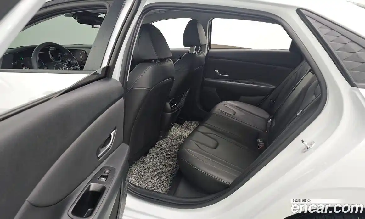 Hyundai Avante 2025 1.6 автомат (гидро), фото 25