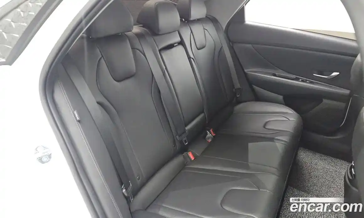 Hyundai Avante 2025 1.6 автомат (гидро), фото 30