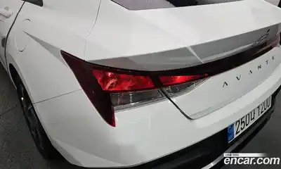 Hyundai Avante 2025 1.6 автомат (гидро), миниатюра 9