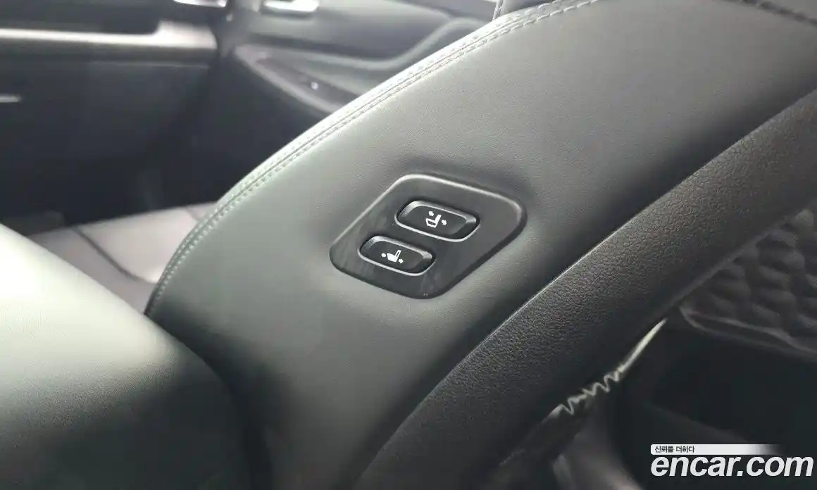 Hyundai Santa Fe 2022 2.2 автомат (гидро), фото 29