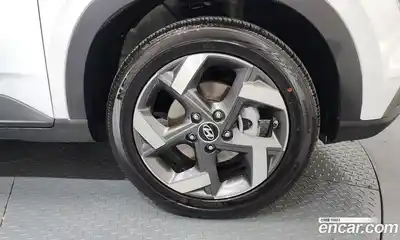 Hyundai Venue 2025 1.6 автомат (гидро), миниатюра 6