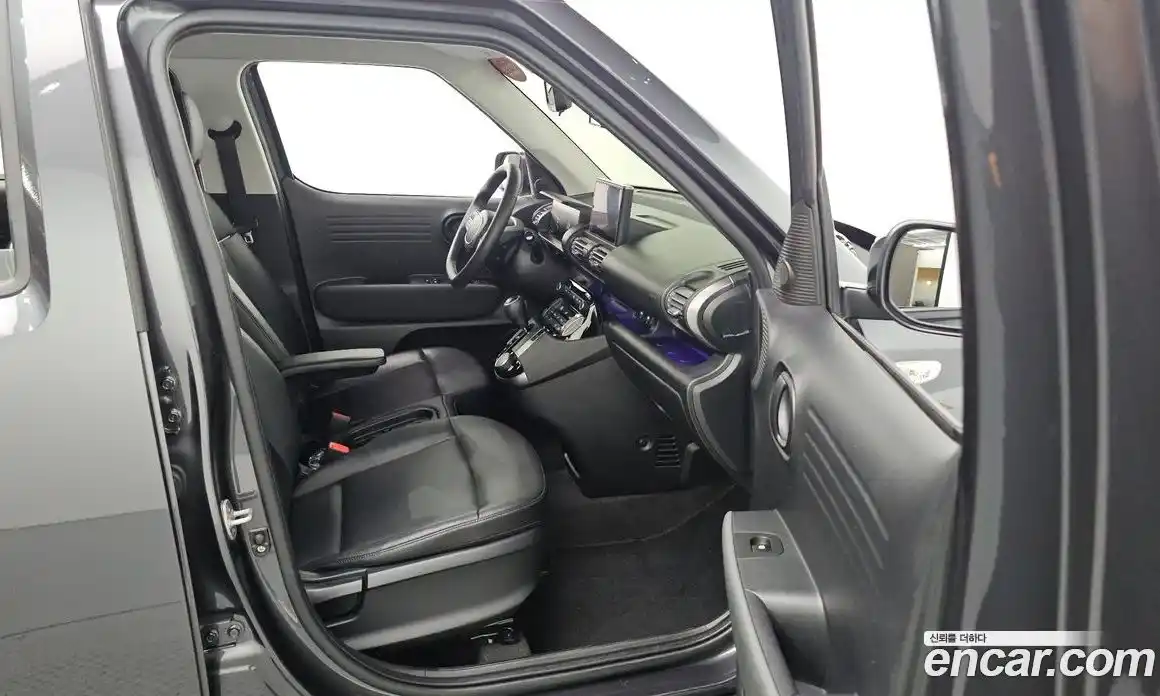 Hyundai Casper 2022 1.0 автомат (гидро), фото 24