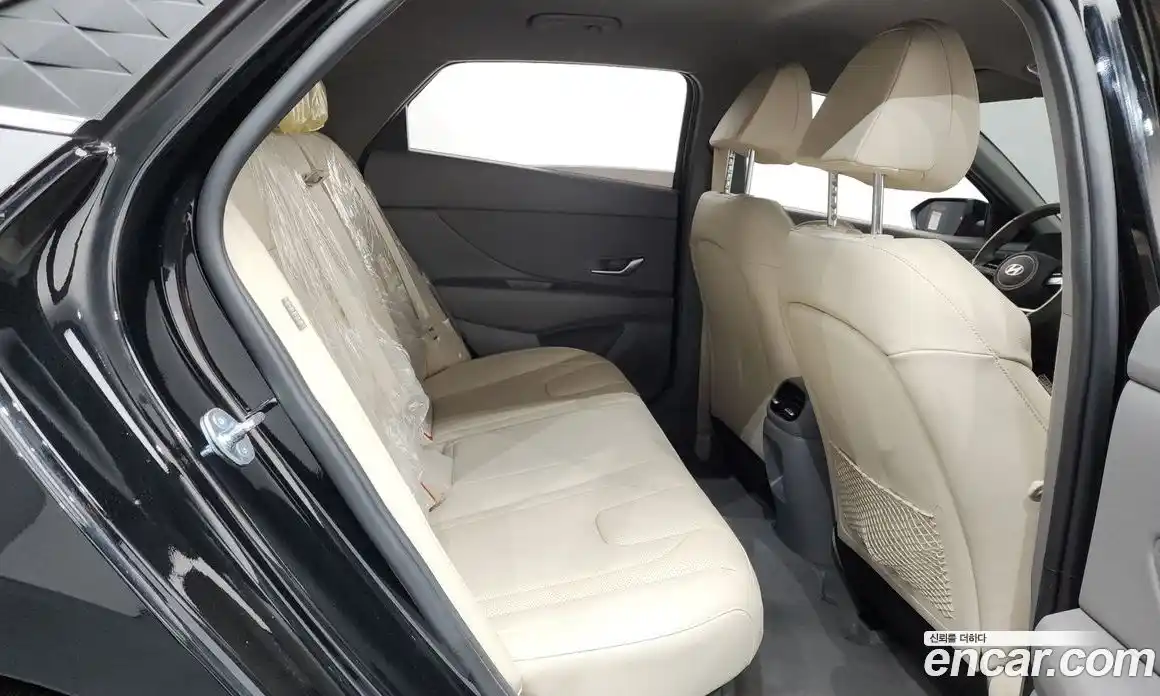 Hyundai Avante 2025 1.6 автомат (гидро), фото 11