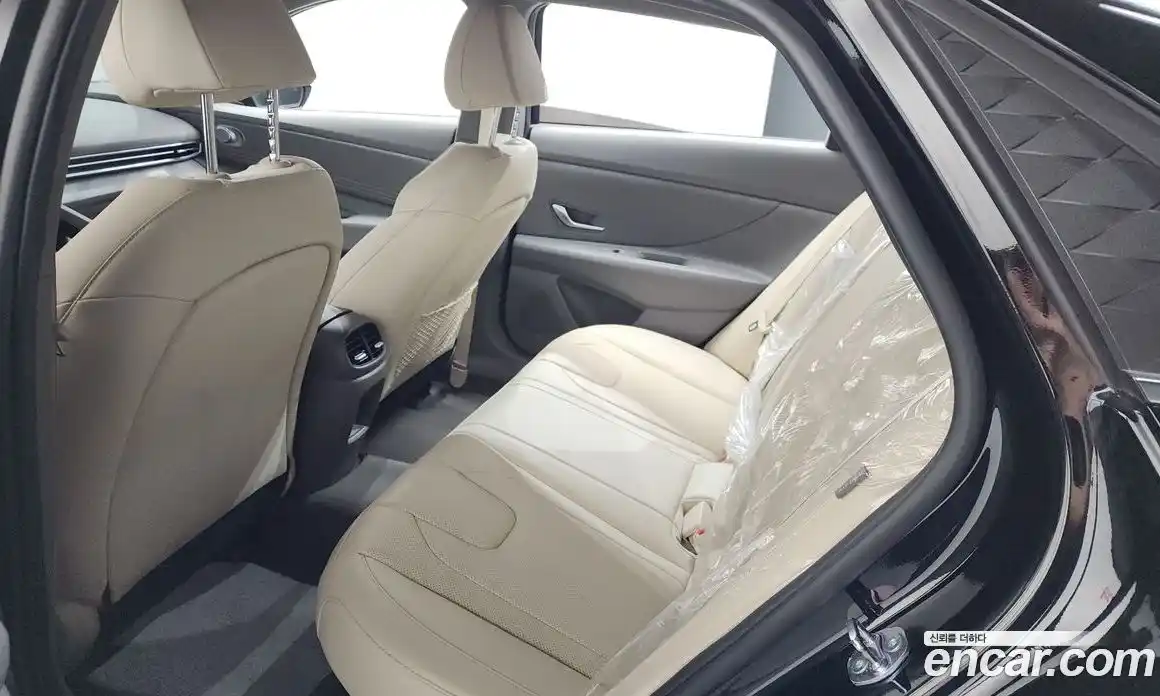 Hyundai Avante 2025 1.6 автомат (гидро), фото 18