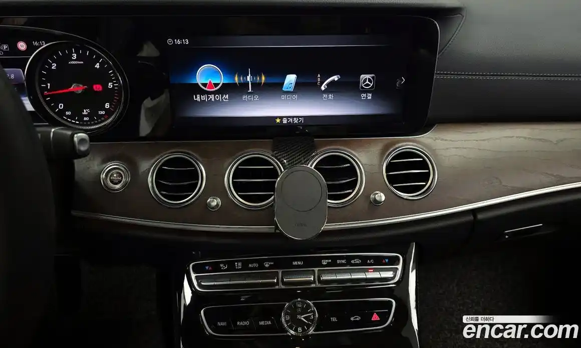 Mercedes-Benz E-Class 2017 1.9 автомат (гидро), фото 14