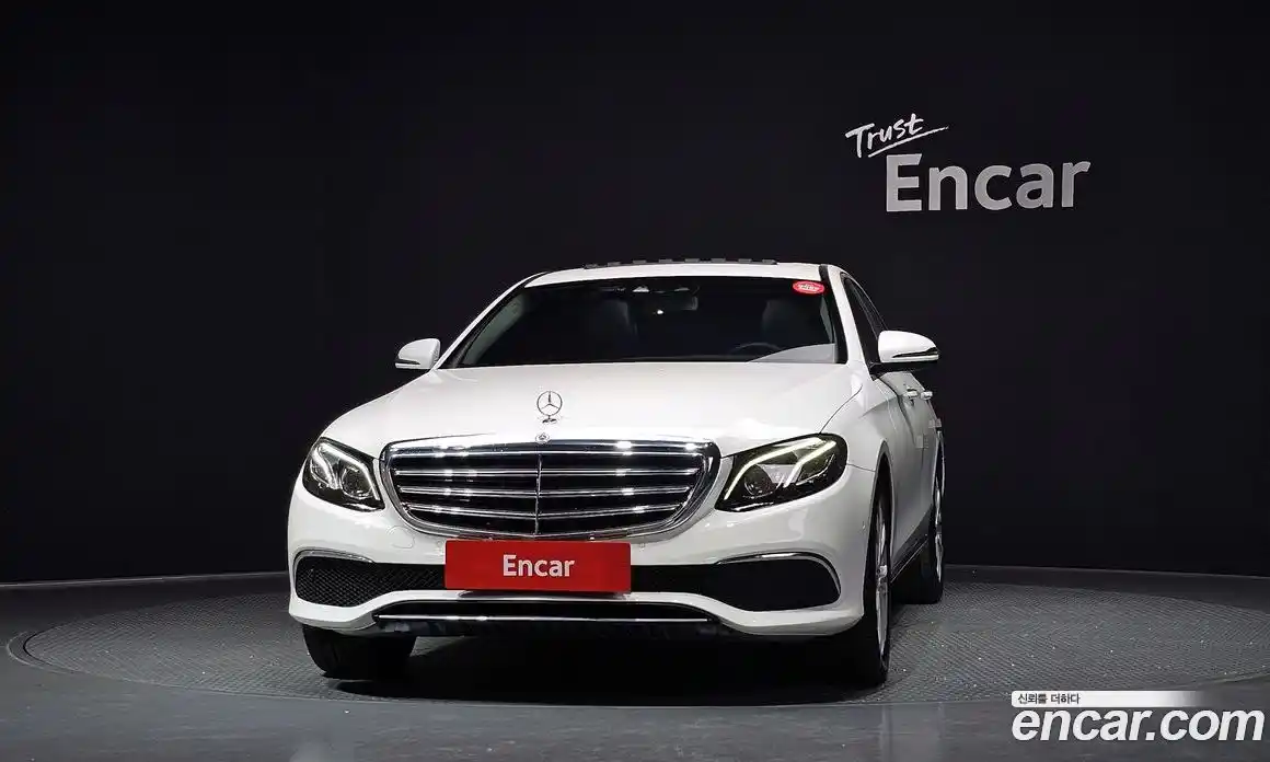 Mercedes-Benz E-Class 2017 1.9 автомат (гидро), фото 3