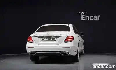 Mercedes-Benz E-Class 2017 1.9 автомат (гидро), миниатюра 4