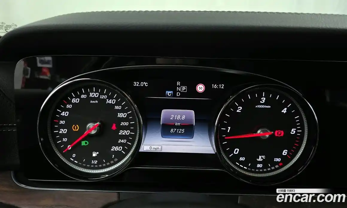 Mercedes-Benz E-Class 2017 1.9 автомат (гидро), фото 8
