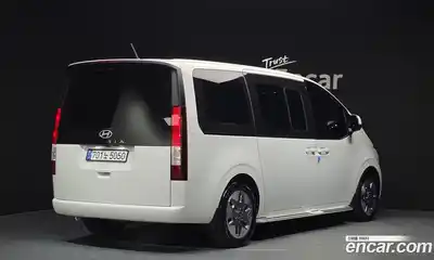 Hyundai Staria 2024 3.5 автомат (гидро), миниатюра 2