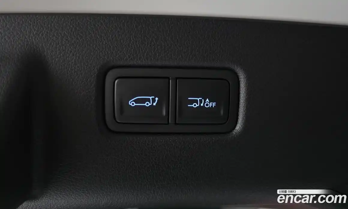 Hyundai Staria 2024 3.5 автомат (гидро), фото 22