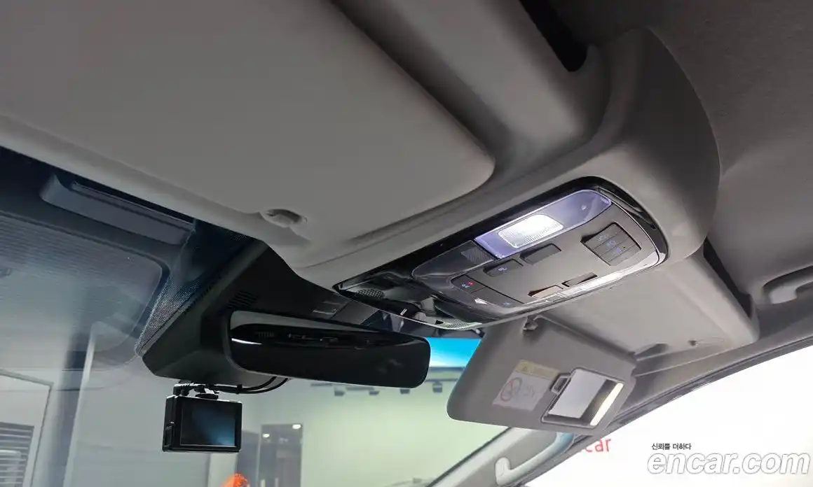Hyundai Staria 2024 3.5 автомат (гидро), фото 25