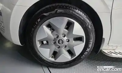 Hyundai Staria 2024 3.5 автомат (гидро), миниатюра 5