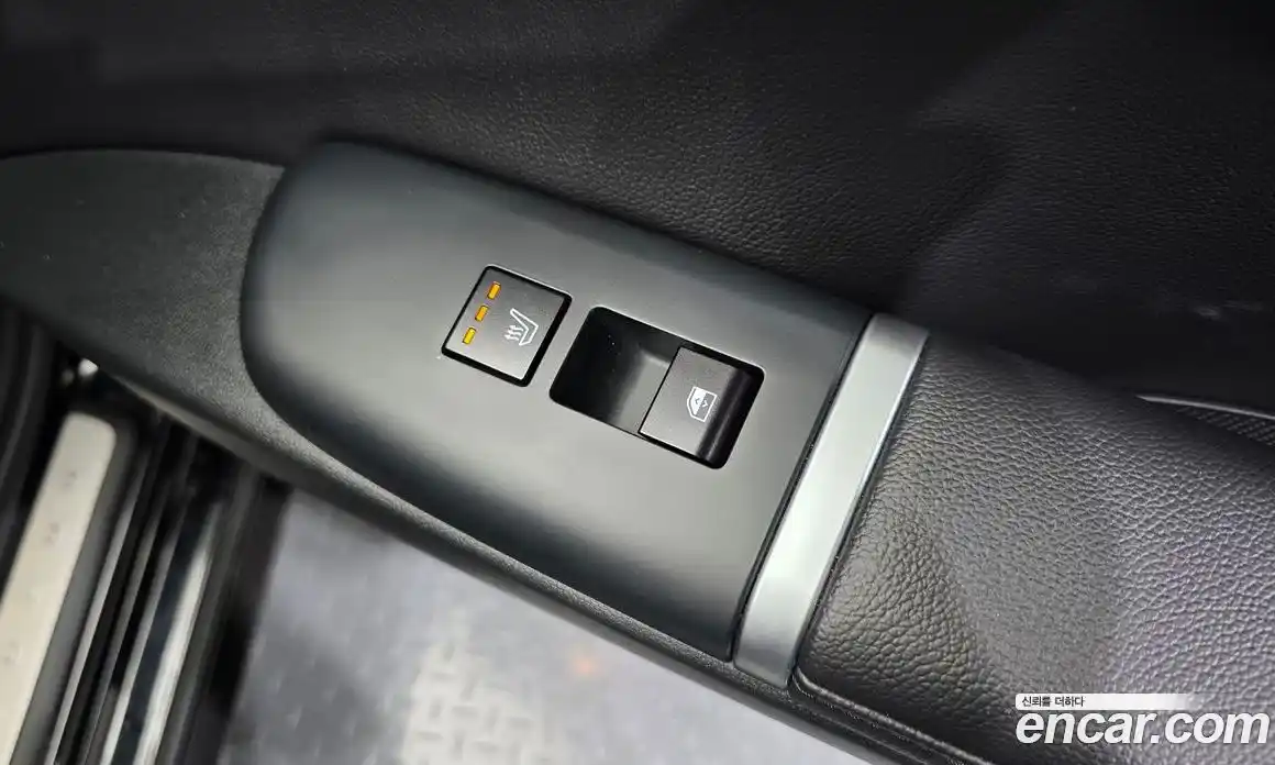 Hyundai Grandeur 2023 1.6 автомат (гидро), фото 24