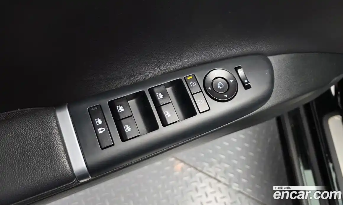 Hyundai Grandeur 2023 1.6 автомат (гидро), фото 31
