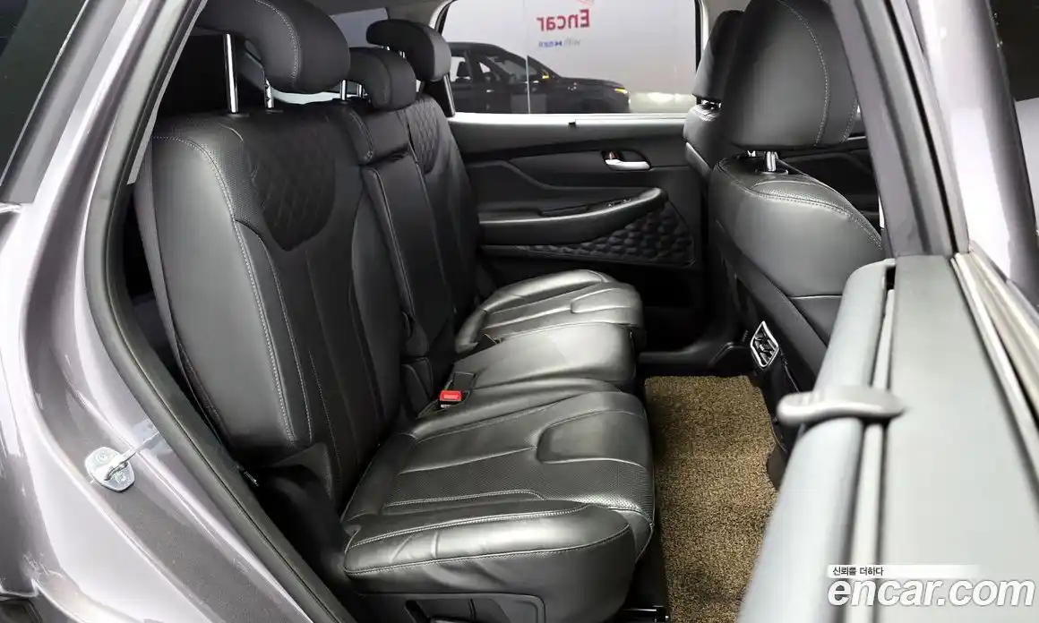Hyundai Santa Fe 2021 2.2 автомат (гидро), фото 17