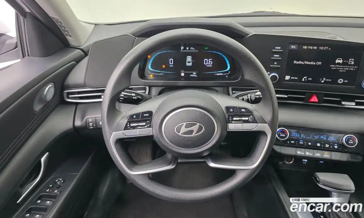 Hyundai Avante 2025 1.6 автомат (гидро), фото 14