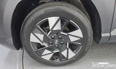 Hyundai Kona 2023 1.6 автомат (гидро), миниатюра 5