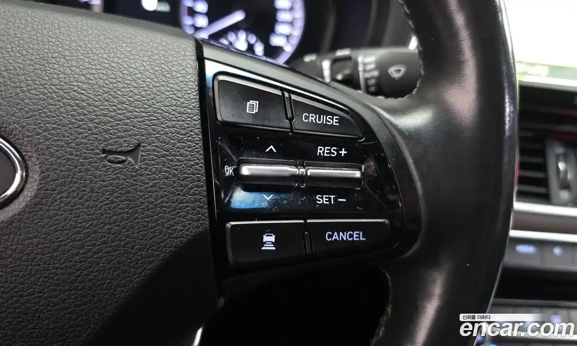 Hyundai Grandeur 2017 2.4 автомат (гидро), фото 17