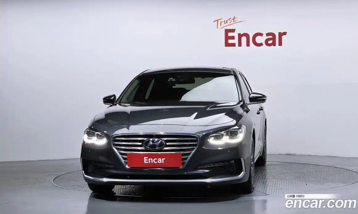 Hyundai Grandeur 2017 2.4 автомат (гидро), фото 3
