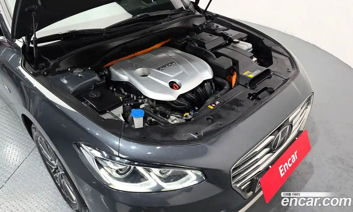 Hyundai Grandeur 2017 2.4 автомат (гидро), фото 6