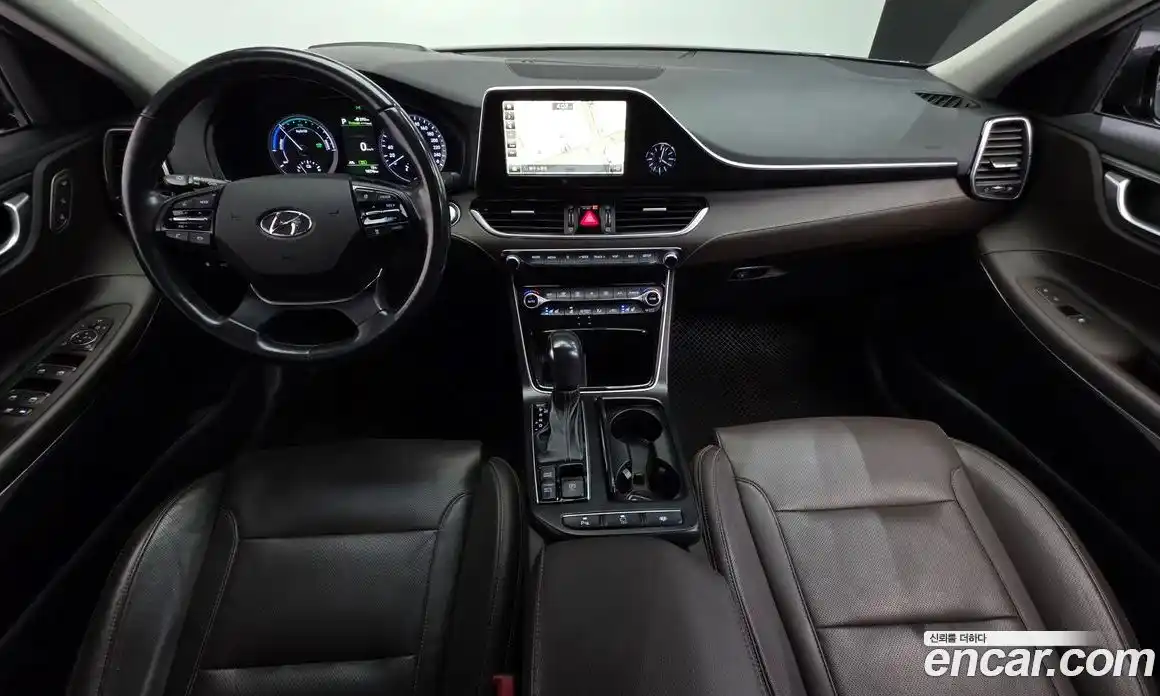 Hyundai Grandeur 2017 2.4 автомат (гидро), фото 7