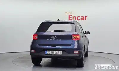 Hyundai Venue 2025 1.6 автомат (гидро), миниатюра 4