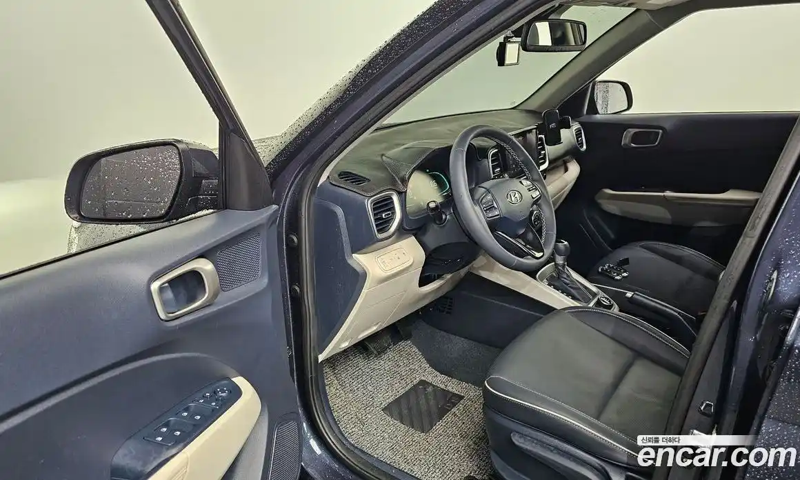 Hyundai Venue 2025 1.6 автомат (гидро), фото 10