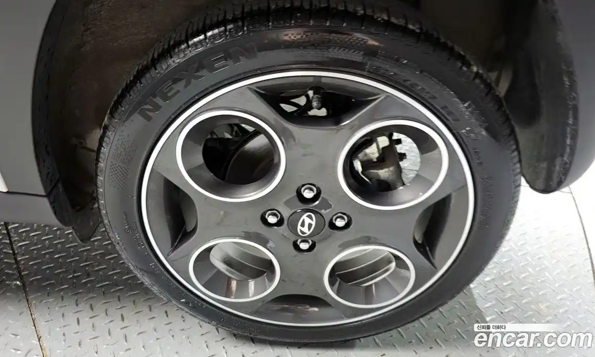 Hyundai Casper 2024 1.0 автомат (гидро), фото 6