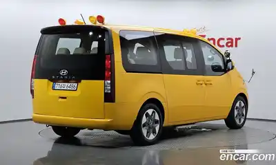 Hyundai Staria, 2024, 20 214 км