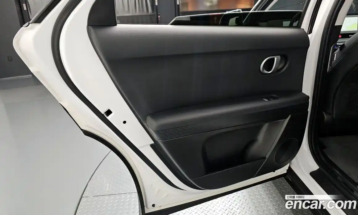 Hyundai Ioniq 5 2023 0.1 автомат (гидро), фото 15