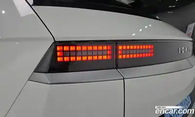 Hyundai Ioniq 5 2023 0.1 автомат (гидро), миниатюра 9