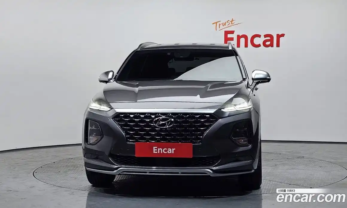 Hyundai Santa Fe 2019 2.0 автомат (гидро), фото 3
