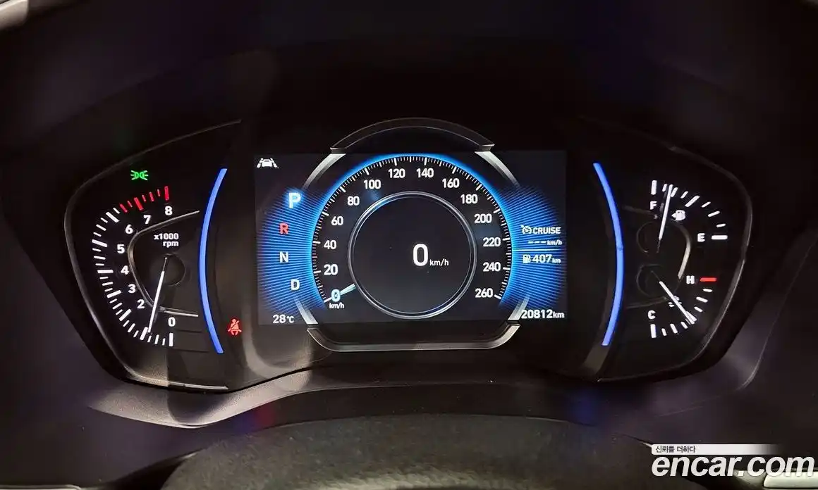 Hyundai Santa Fe 2019 2.0 автомат (гидро), фото 8