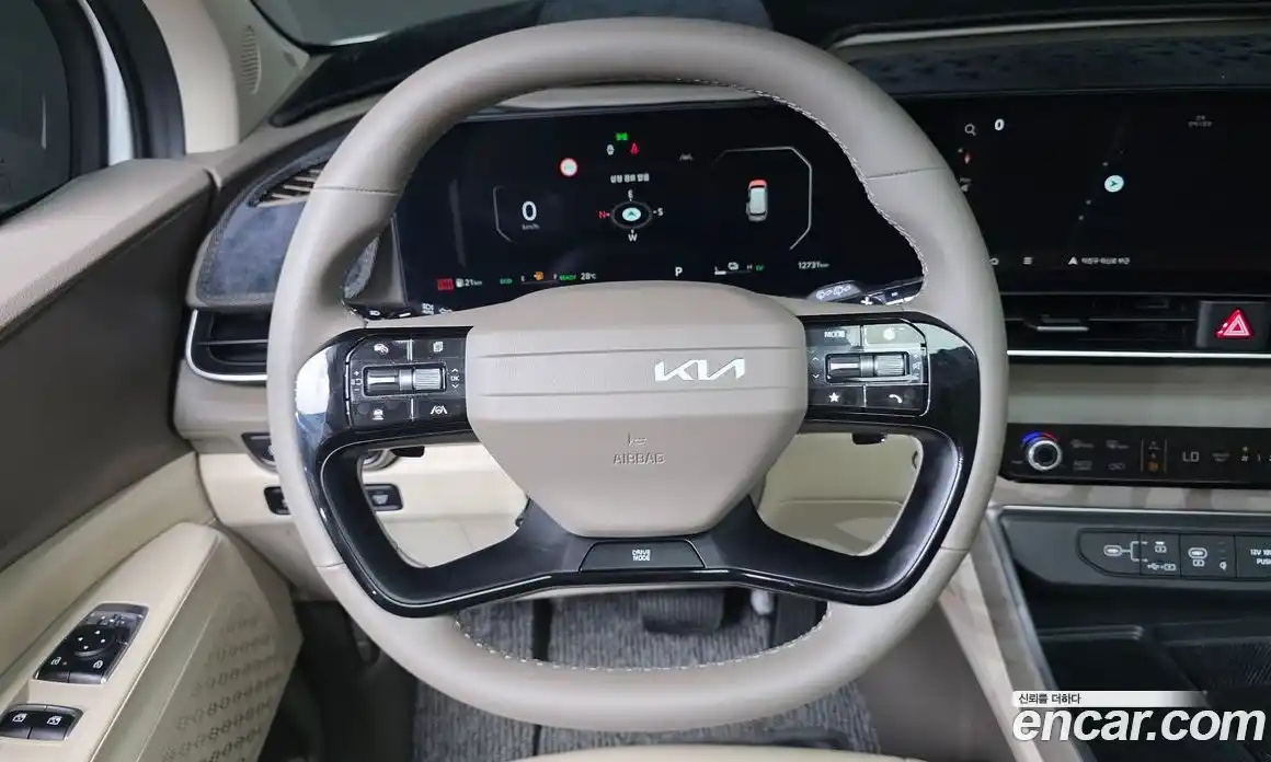 Kia Carnival 2025 1.6 автомат (гидро), фото 21