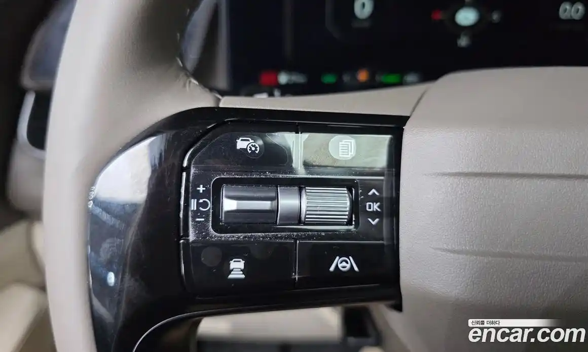 Kia Carnival 2025 1.6 автомат (гидро), фото 22