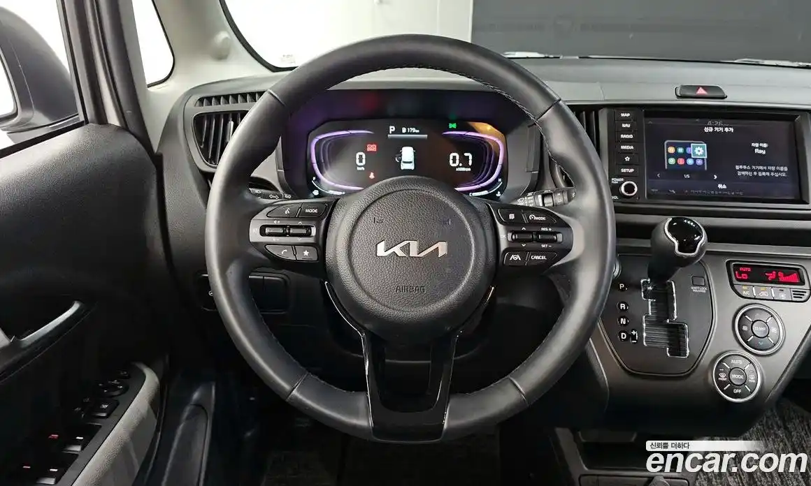 Kia Ray 2024 1.0 автомат (гидро), фото 19