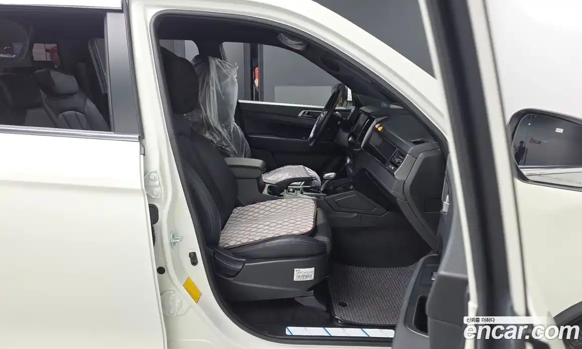 SsangYong Rexton 2022 2.2 автомат (гидро), фото 17