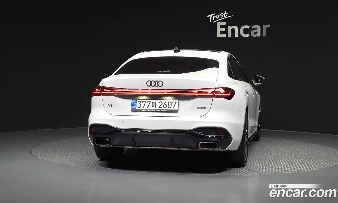 Audi A5 2025 2.0 автомат (гидро), фото 4
