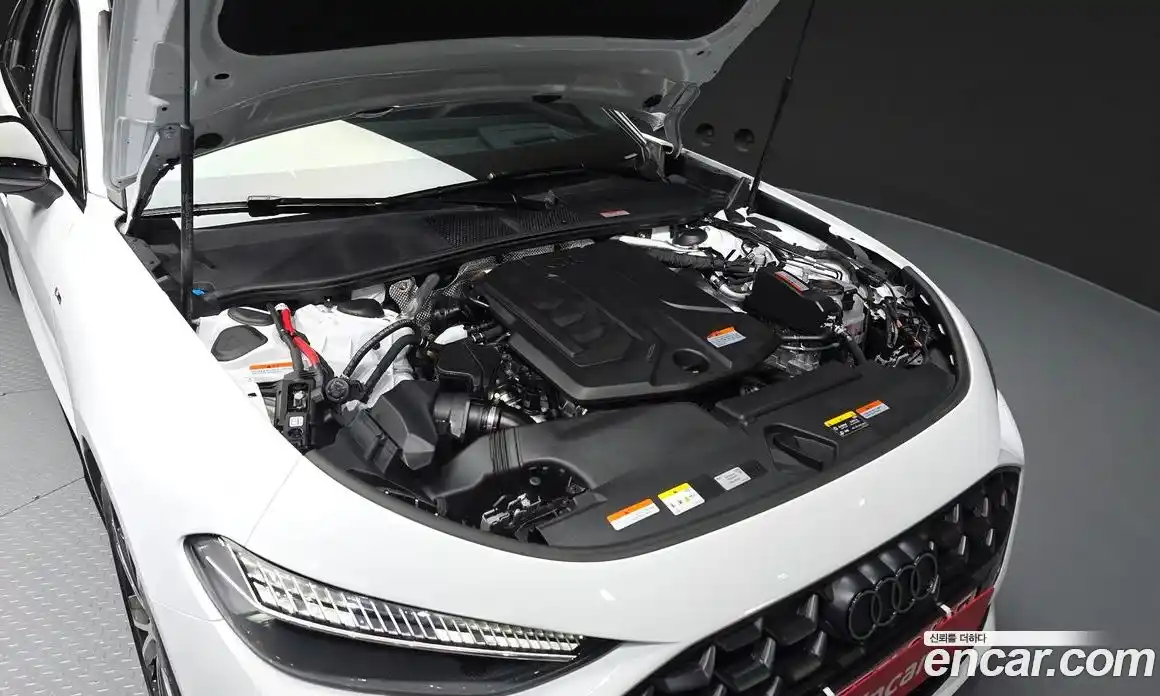 Audi A5 2025 2.0 автомат (гидро), фото 6
