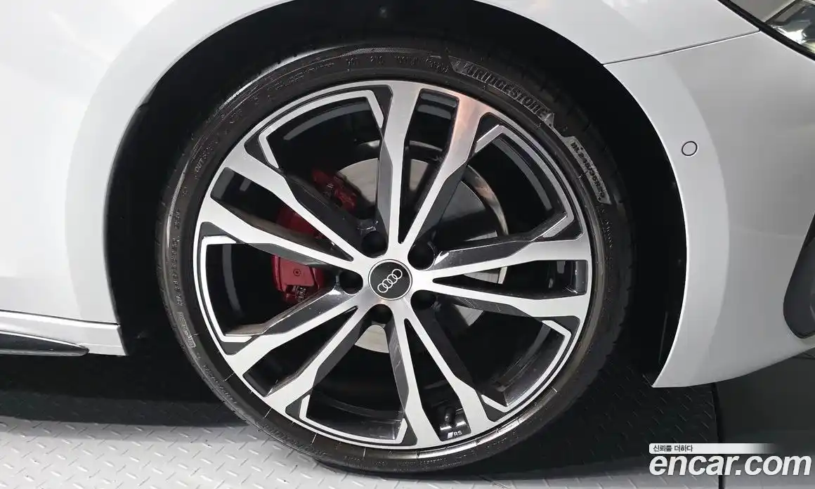 Audi A5 2025 2.0 автомат (гидро), фото 7