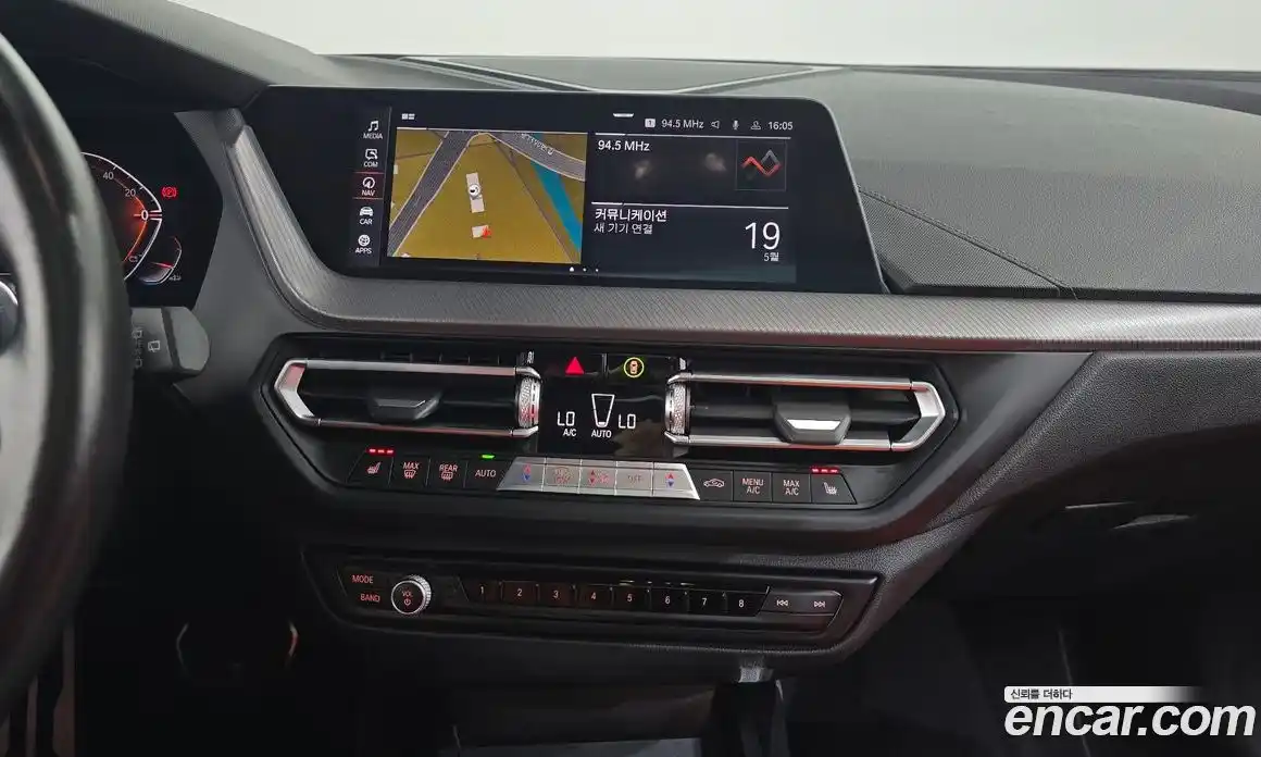 BMW 1 серия 2021 2.0 автомат (гидро), фото 24