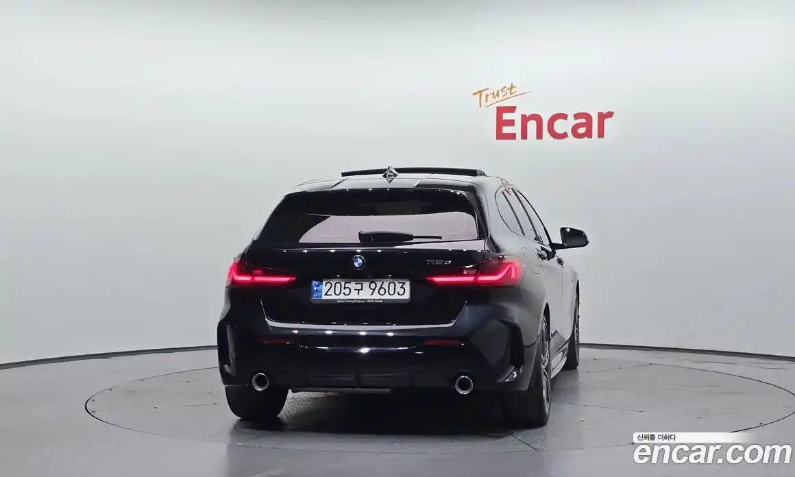 BMW 1 серия 2021 2.0 автомат (гидро), фото 4